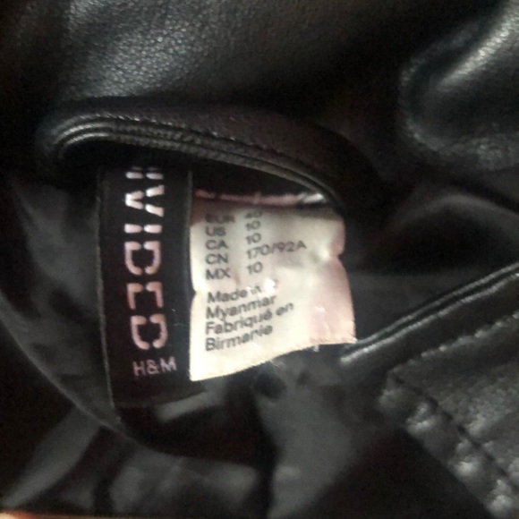 Black leather jacket - Picture 2 of 4